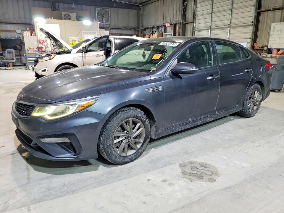 2020 KIA OPTIMA — VIN 5XXGT4L37LG389001