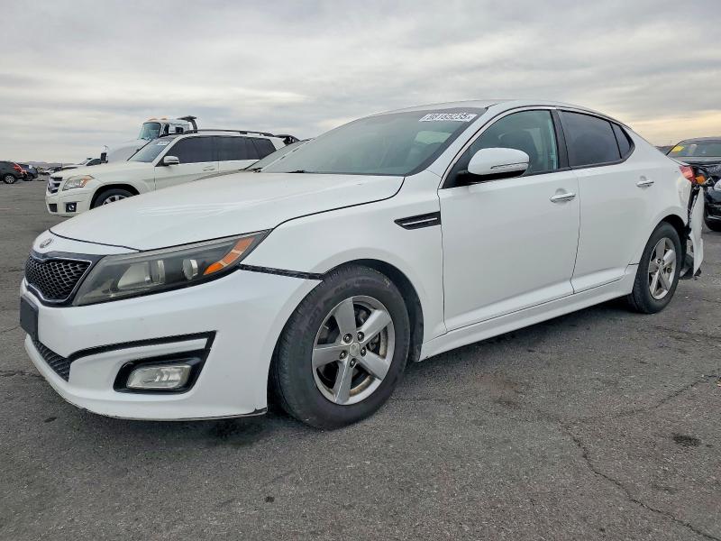 2015 KIA OPTIMA — VIN 5XXGM4A70FG480568