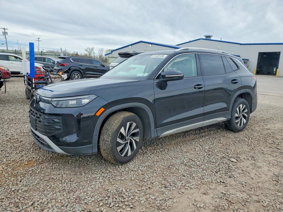 2025 VOLKSWAGEN TIGUAN — VIN 3VVBR7RM7SM061375