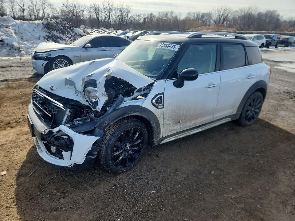 2018 MINI COOPER — VIN WMZYT5C30J3E59514