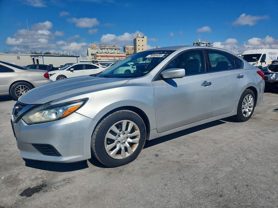 2016 NISSAN ALTIMA — VIN 1N4AL3AP2GN313305