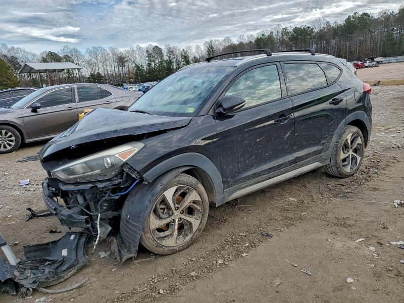 2017 HYUNDAI TUCSON — VIN KM8J33A20HU285375