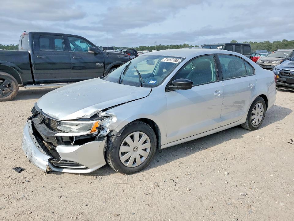 2016 VOLKSWAGEN JETTA — VIN 3VW167AJ8GM295842