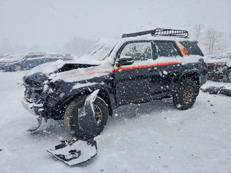 2023 TOYOTA 4RUNNER 40 — VIN JTEUU5JR4P6107944