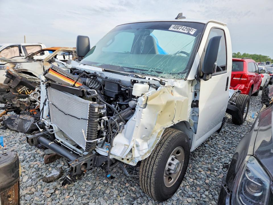 2025 CHEVROLET EXPRESS G3500 — VIN 1GB0GRF78S1105522