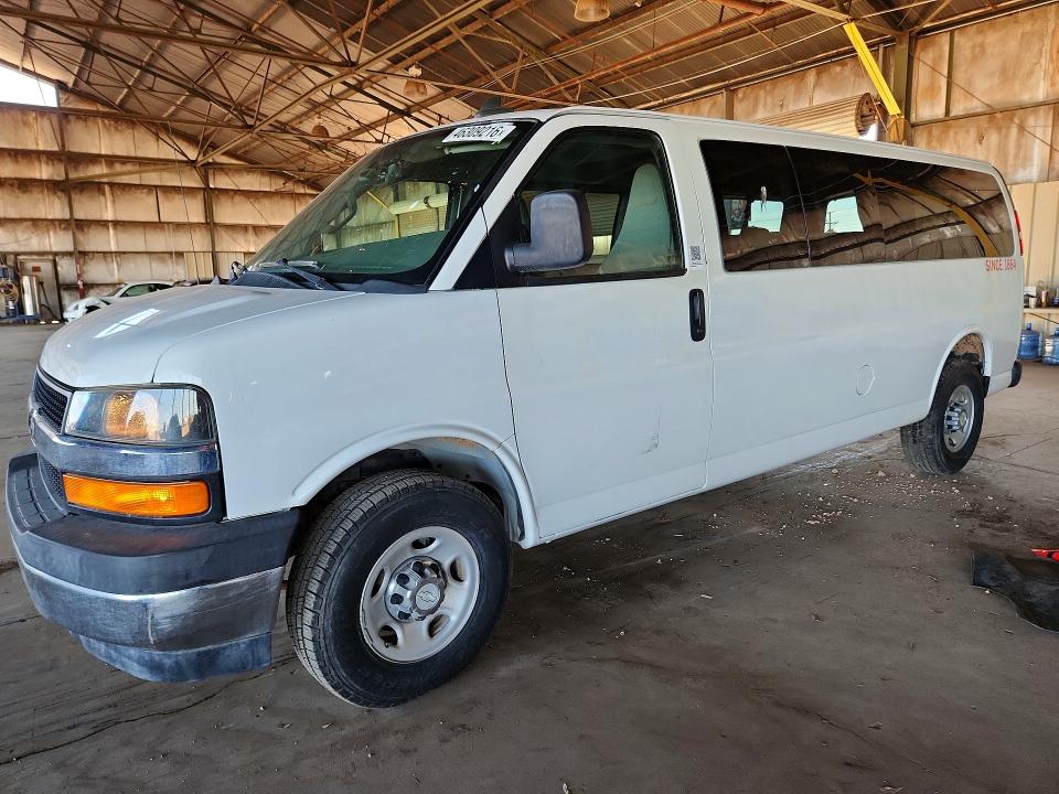 2017 CHEVROLET EXPRESS G3500 — VIN 1GAZGPFF6H1167226