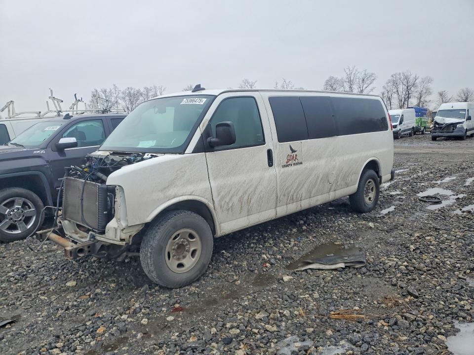 2017 CHEVROLET EXPRESS G3500 — VIN 1GAZGPFG1H1114863