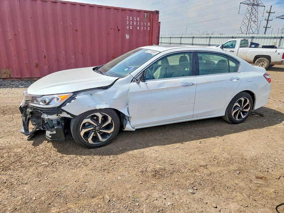 2017 HONDA ACCORD — VIN 1HGCR2F80HA116995