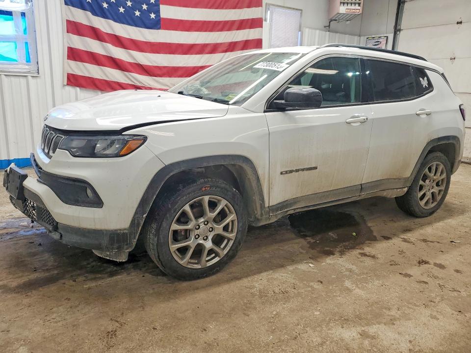 2022 JEEP COMPASS — VIN 3C4NJDFB9NT128931