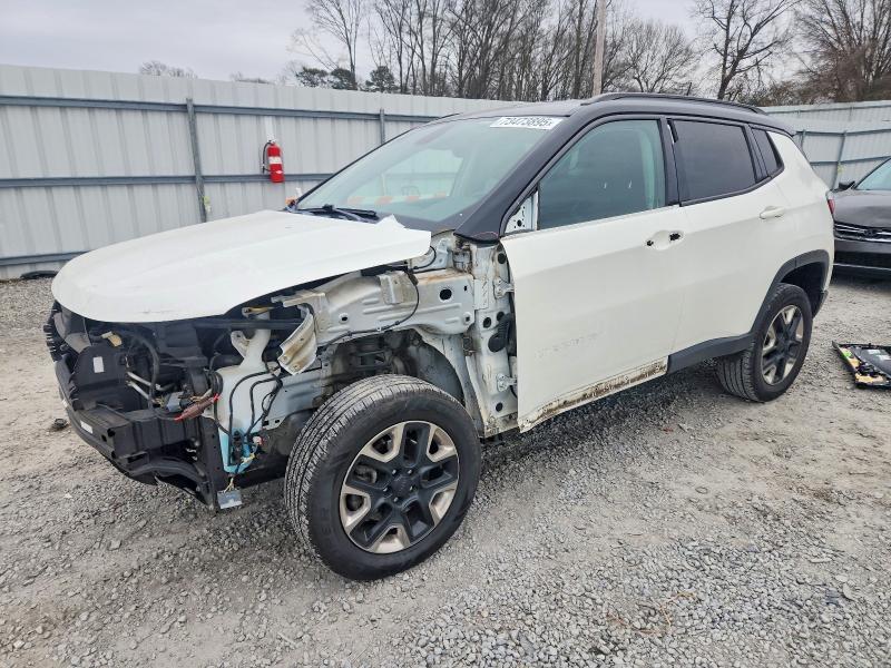 2017 JEEP COMPASS — VIN 3C4NJDDB2HT666068