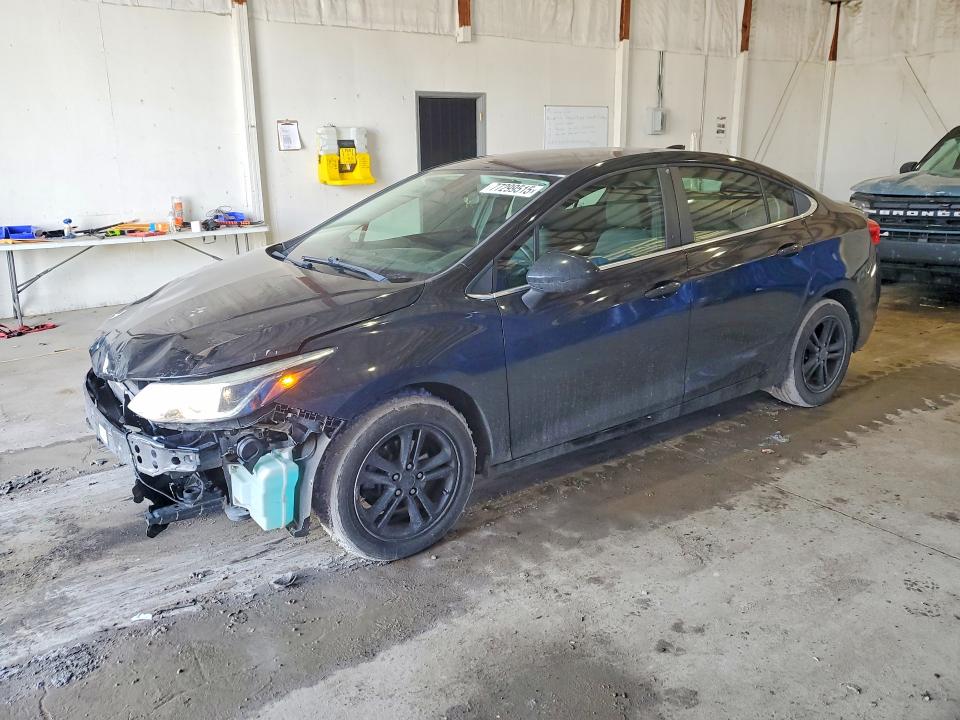 2018 CHEVROLET CRUZE — VIN 1G1BE5SM2J7183278