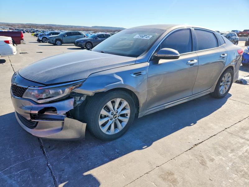 2017 KIA OPTIMA — VIN 5XXGT4L33HG123966