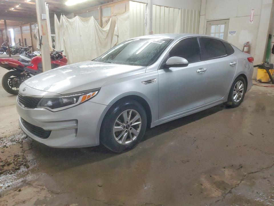 2018 KIA OPTIMA — VIN 5XXGT4L33JG190752