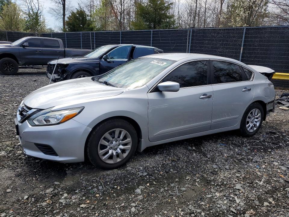 2017 NISSAN ALTIMA — VIN 1N4AL3AP3HC121971