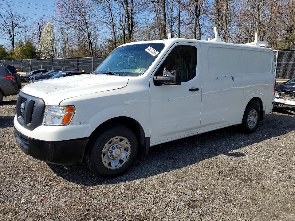 2015 NISSAN NV — VIN 1N6BF0KY6FN800417