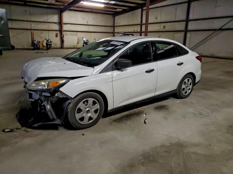2016 FORD FOCUS — VIN 1FADP3E2XGL339484