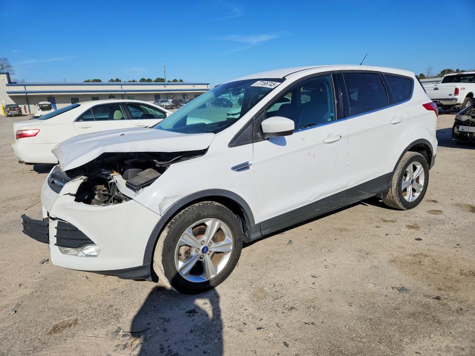2015 FORD ESCAPE — VIN 1FMCU0G73FUB35846