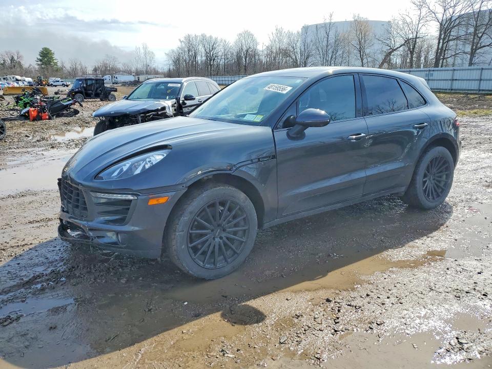 2017 PORSCHE MACAN — VIN WP1AB2A56HLB14842