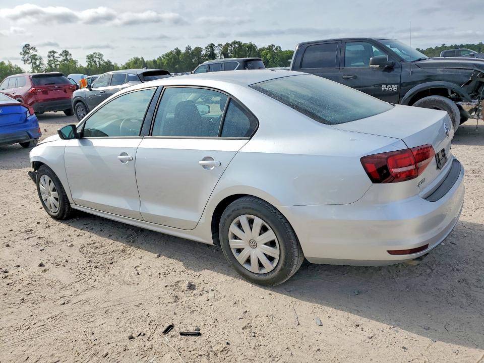 3VW167AJ8GM295842