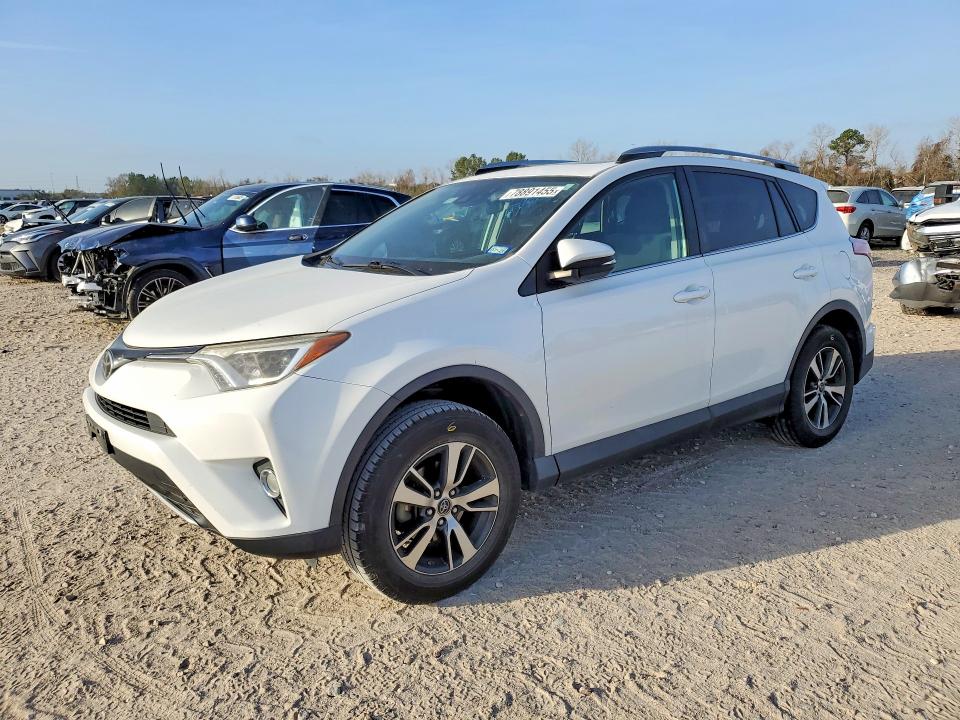 2017 TOYOTA RAV4 — VIN 2T3WFREVXHW383924