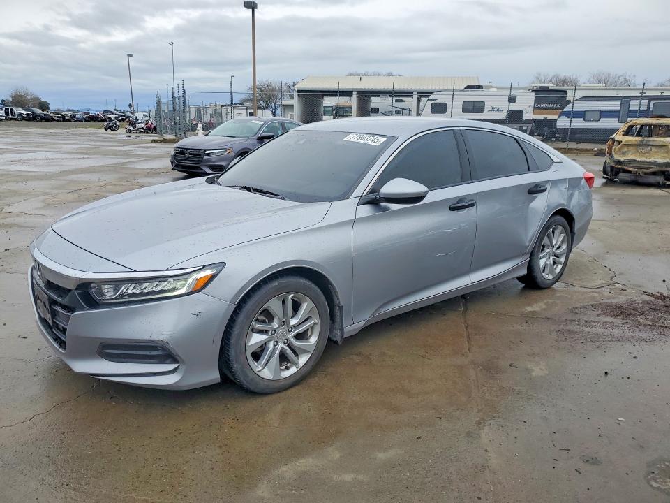 2018 HONDA ACCORD — VIN 1HGCV1F1XJA108403