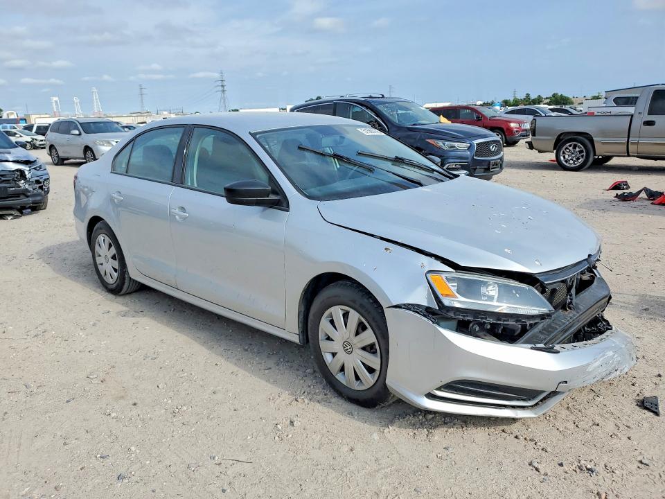 3VW167AJ8GM295842