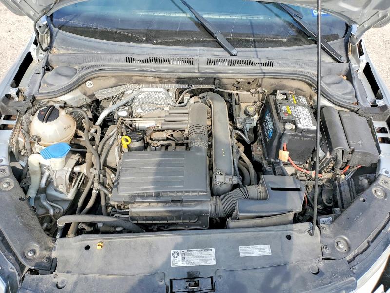 3VW167AJ8GM295842