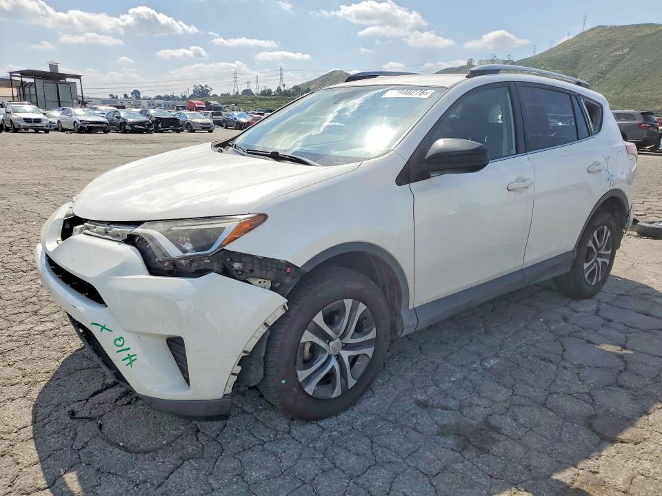 2018 TOYOTA RAV4 — VIN JTMZFREV3JJ161145