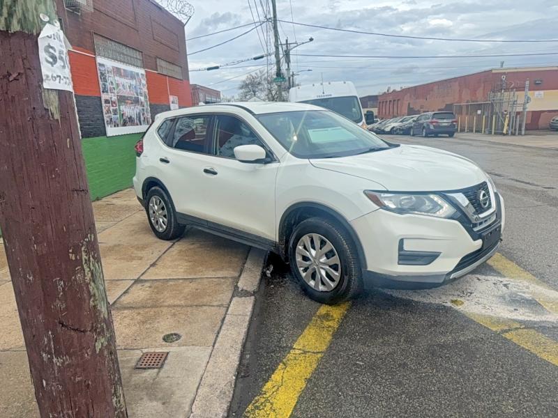 2017 NISSAN ROGUE — VIN 5N1AT2MV2HC736635