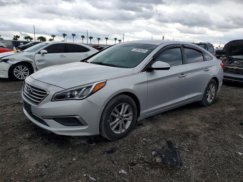 2017 HYUNDAI SONATA SE — VIN 5NPE24AF2HH490384