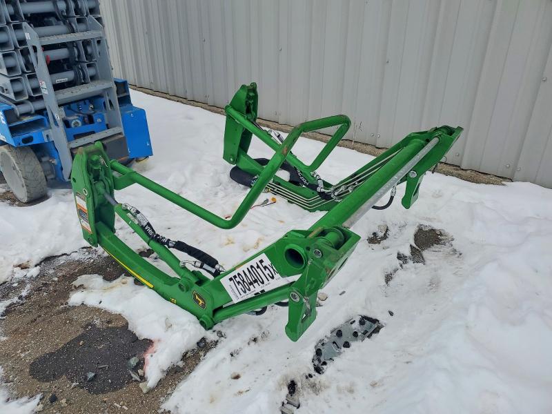 2025 JOHN DEERE 120R — VIN 1P0120RXESD230751