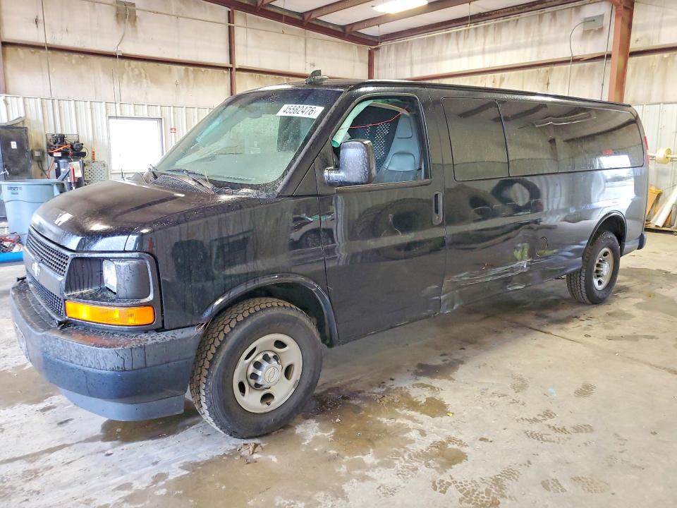 2017 CHEVROLET EXPRESS G3500 — VIN 1GAZGNFF2H1235347