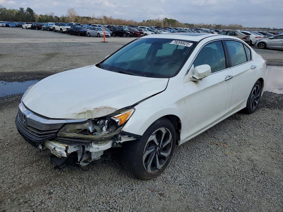 2017 HONDA ACCORD — VIN 1HGCR2F89HA174944