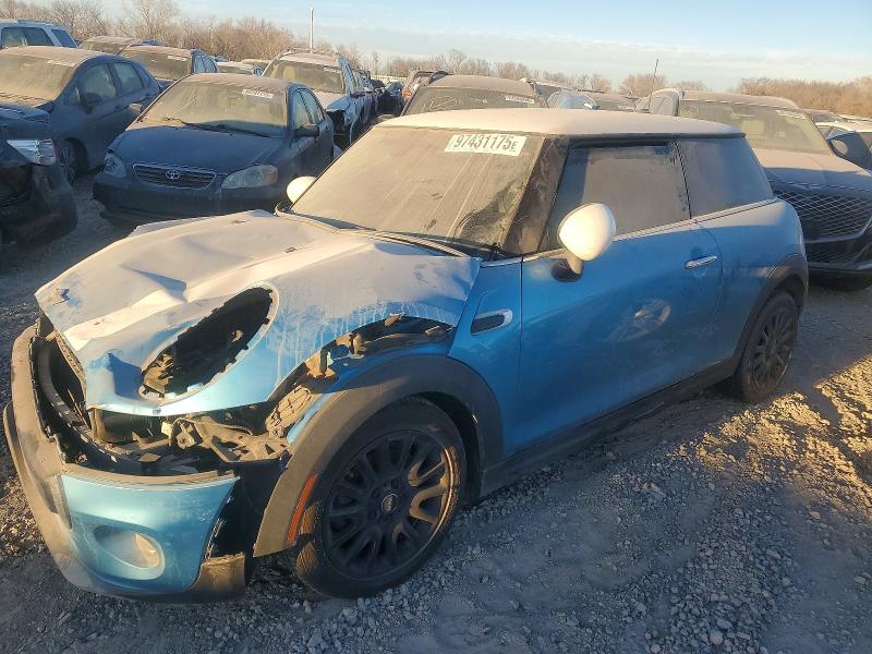 2017 MINI COOPER — VIN WMWXP5C51H3C63798