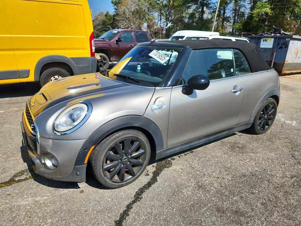 2016 MINI COOPER — VIN WMWWG9C5XG3A91885