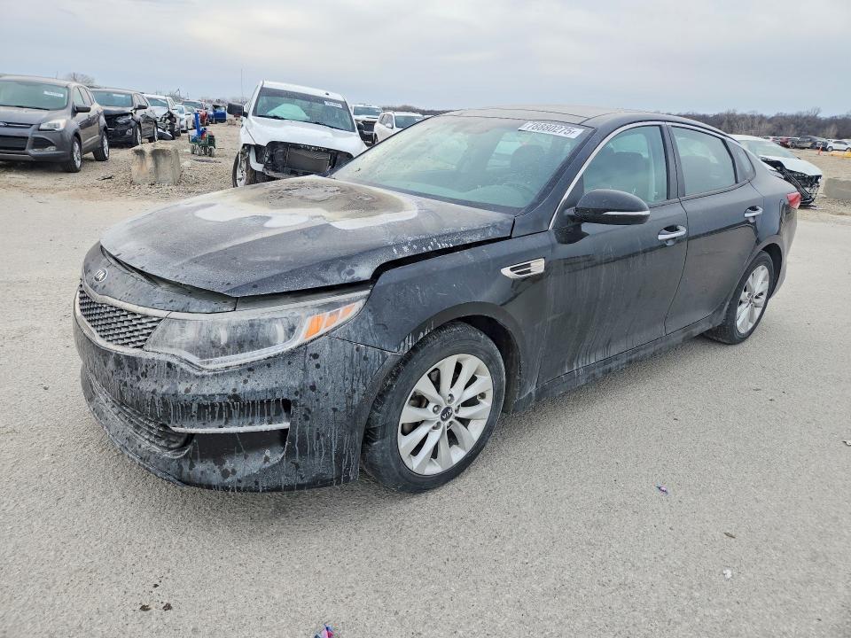 2017 KIA OPTIMA — VIN 5XXGU4L30HG145131