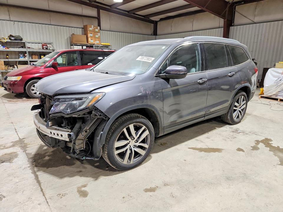 2017 HONDA PILOT — VIN 5FNYF6H04HB023366