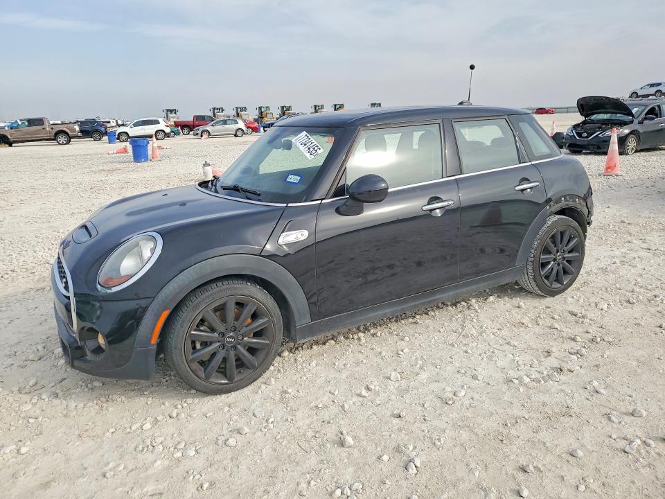 2016 MINI COOPER — VIN WMWXU3C51G2D30532