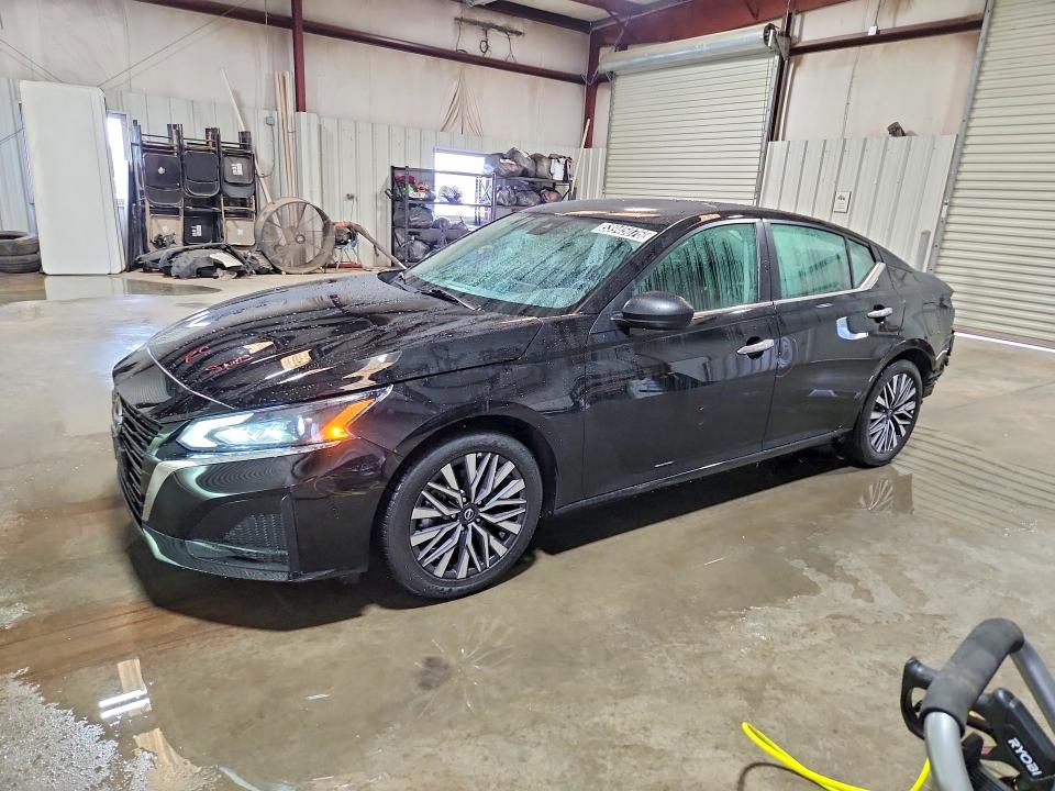2025 NISSAN ALTIMA — VIN 1N4BL4DV5SN352208