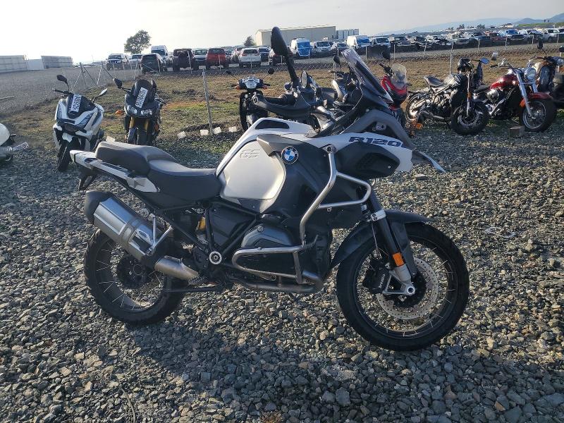 WB10A1209HZ898814