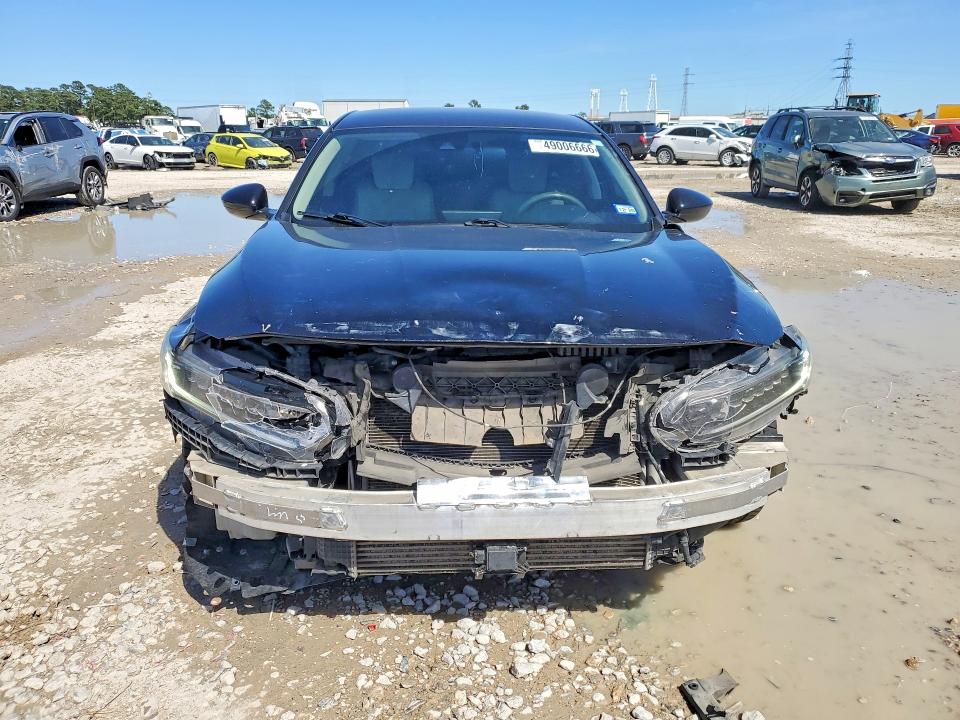 1HGCV1F19JA251536