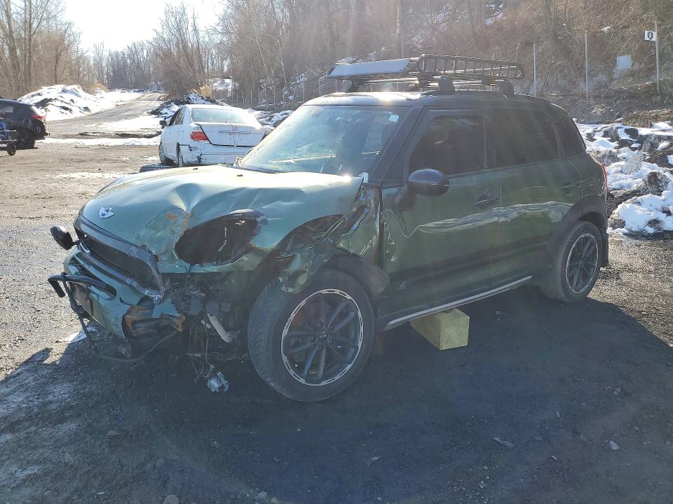 2015 MINI COOPER — VIN WMWZC5C5XFWP48390