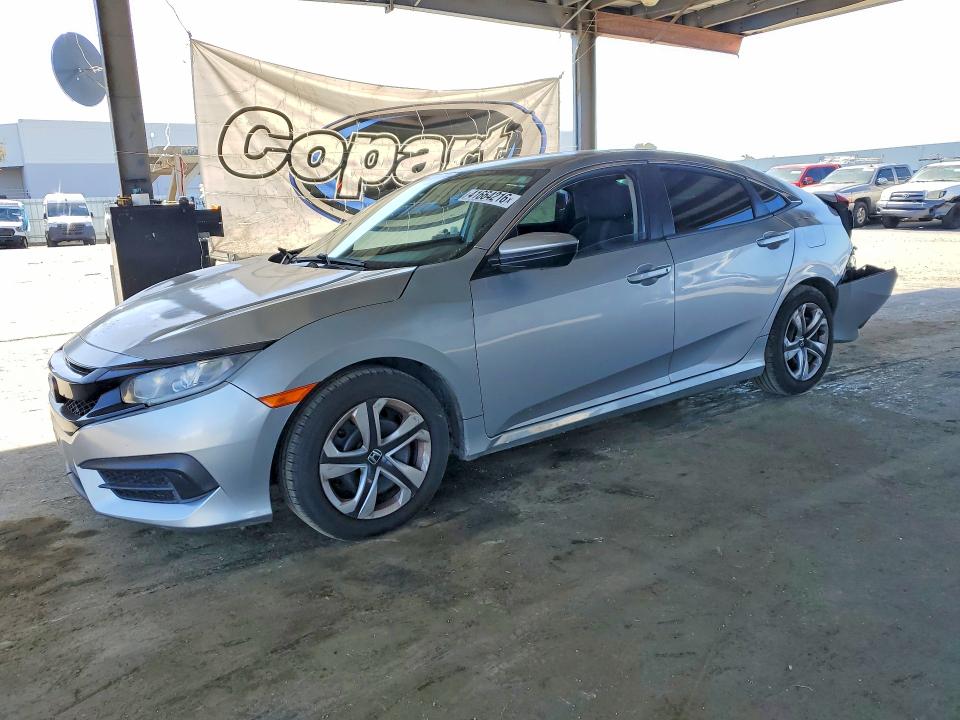 2018 HONDA CIVIC — VIN 2HGFC2F52JH550489