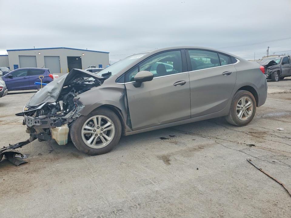 2018 CHEVROLET CRUZE — VIN 1G1BE5SM8J7164640
