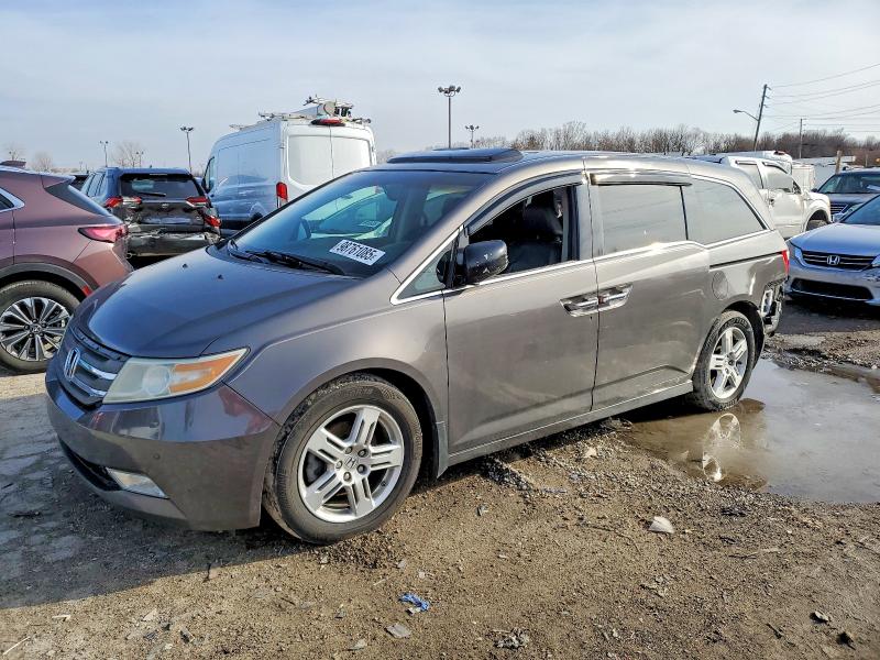 2012 HONDA ODYSSEY TO — VIN 5FNRL5H99CB136244