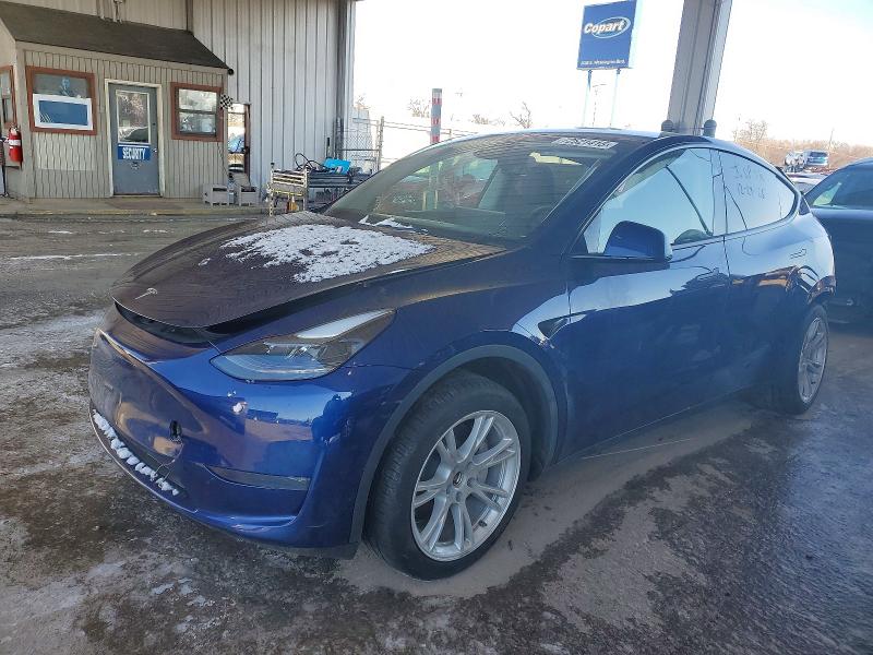 2024 TESLA MODEL Y — VIN 7SAYGDEE3RA282692
