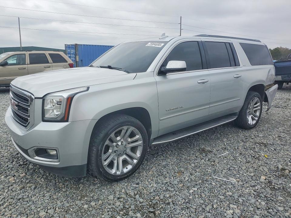 2017 GMC YUKON XL — VIN 1GKS1GKC4HR382745