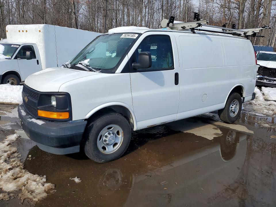 2017 CHEVROLET EXPRESS G3500 — VIN 1GCZGGFF7H1127793