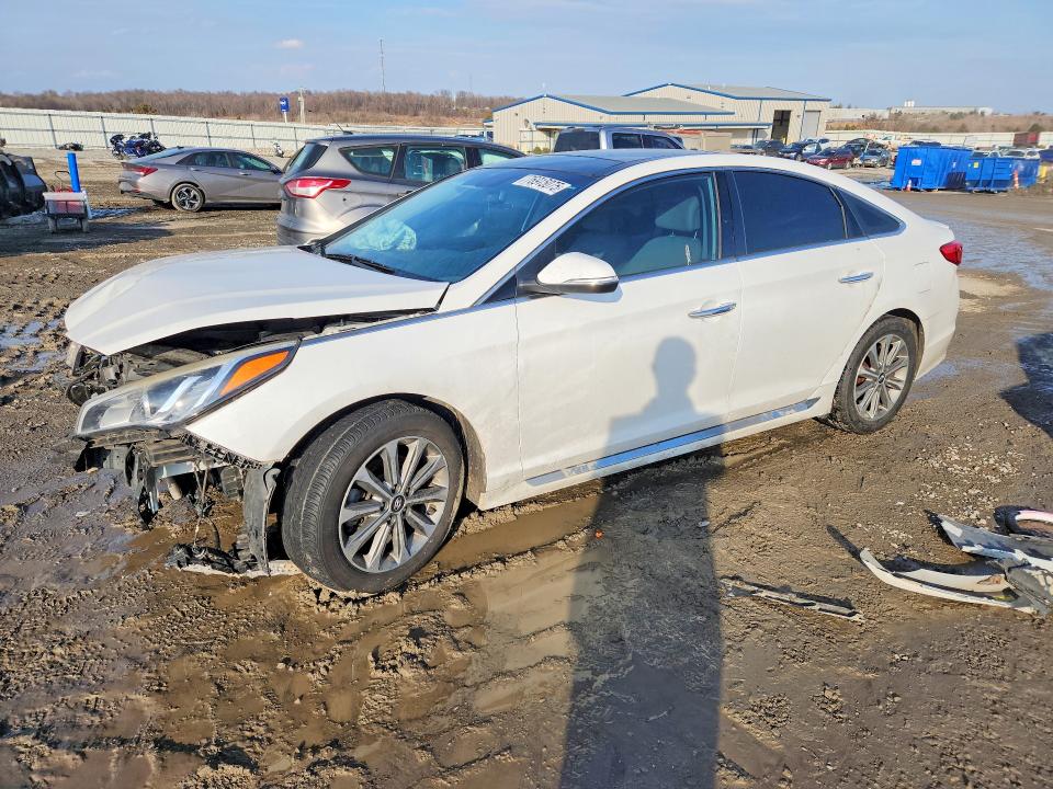 2016 HYUNDAI SONATA — VIN 5NPE34AF4GH280073