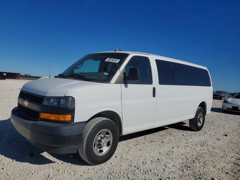 2022 CHEVROLET EXPRESS G3500 — VIN 1GAZGNFP6N1285690